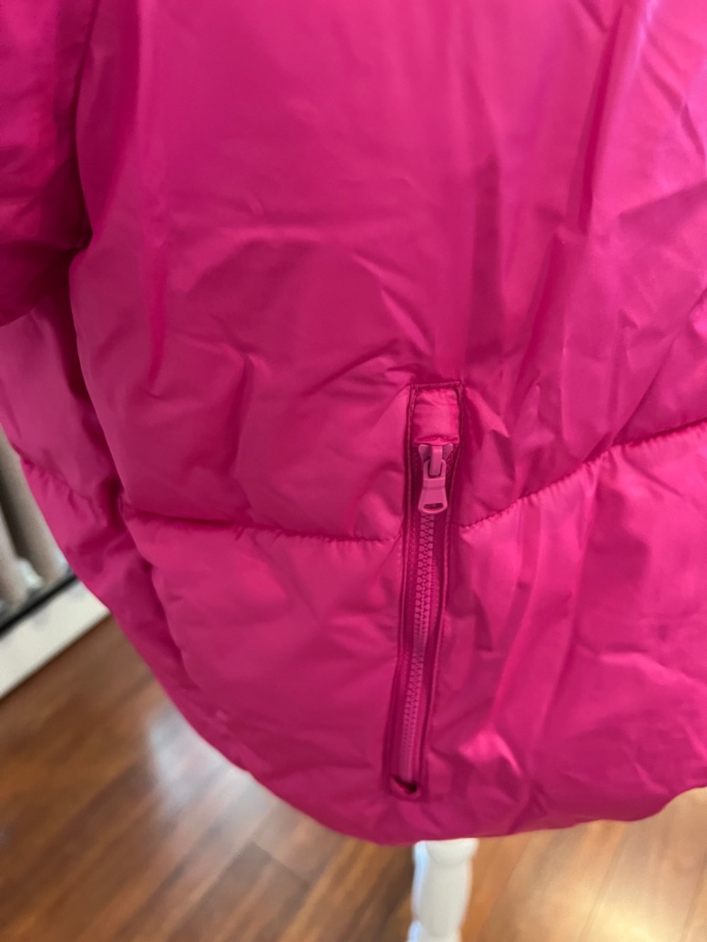 Old Navy Hot Pink Puffer Jacket - Picture 4 of 8
